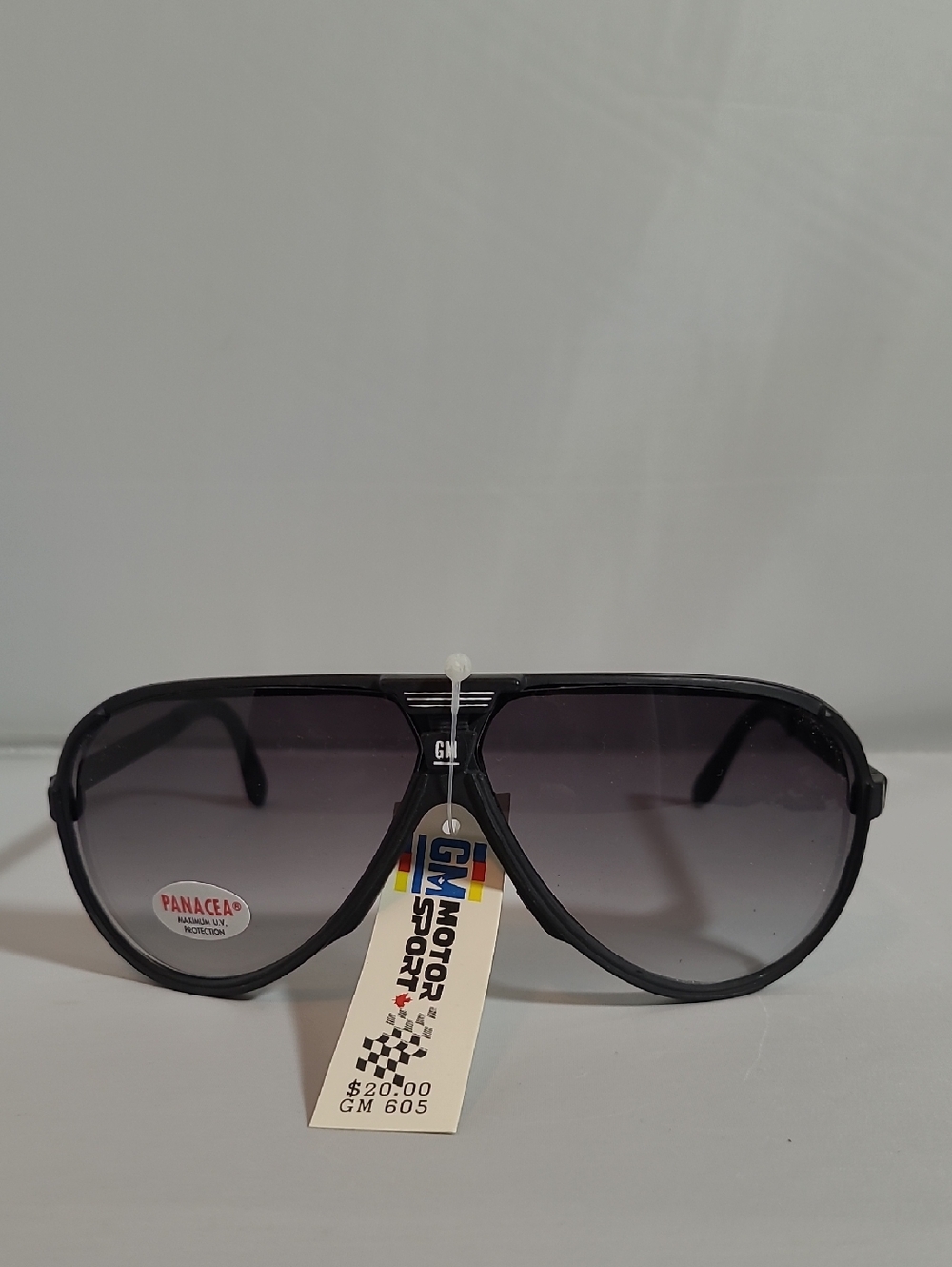 Vintage 1980s GM Motor Sport Aviator Sungla Motor Sport Black Aviator Sunglasses